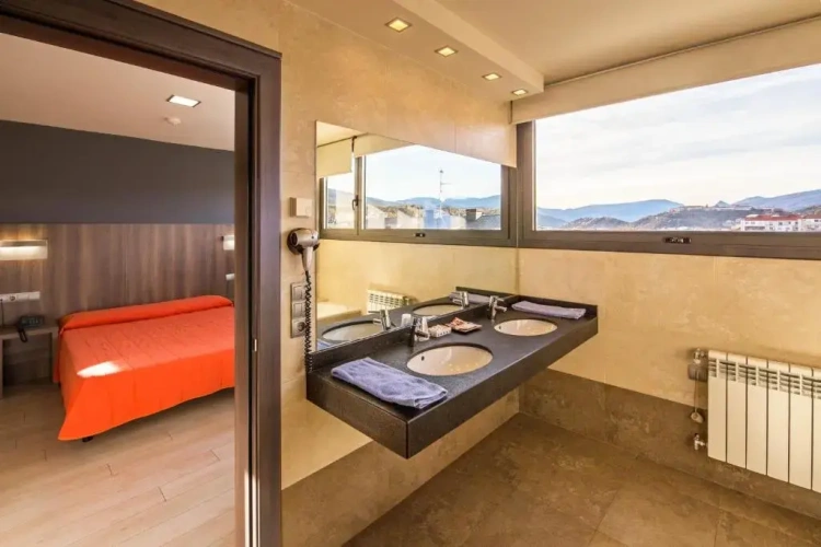 Superior Triple room