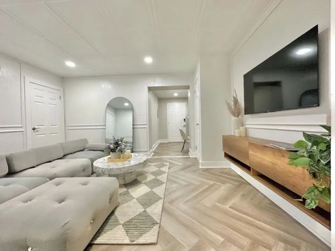 Deluxe Apartment