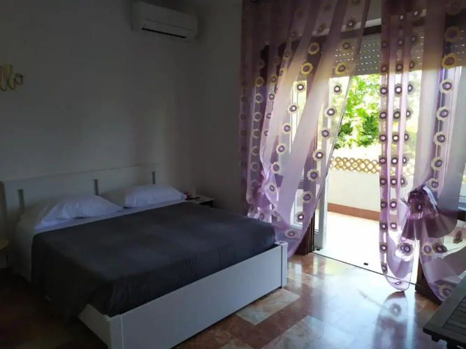 Costa dei Marmi B&B