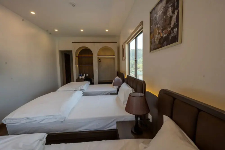 Odyssey Hotel 2