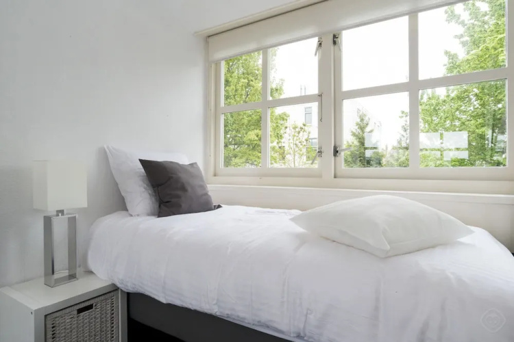 Idyllic Sloten apartment
