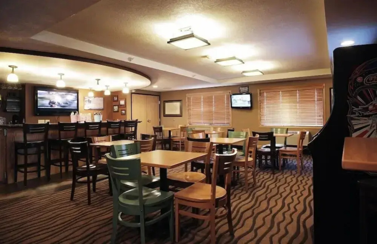 America Inn Lodge & Suites