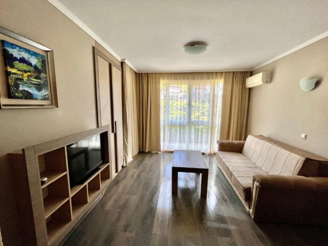 1 Bedroom Apartment with balcony