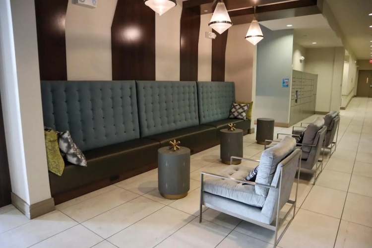 Spacious Private and Elegant Downtown Location