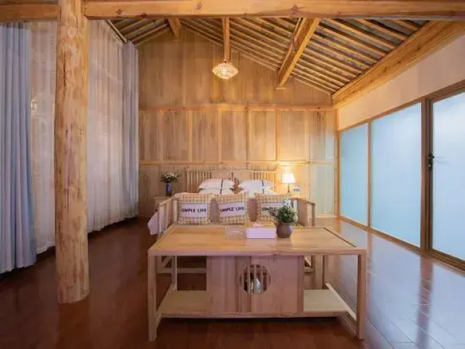 Lijiang Wenfu Courtyard Inn
