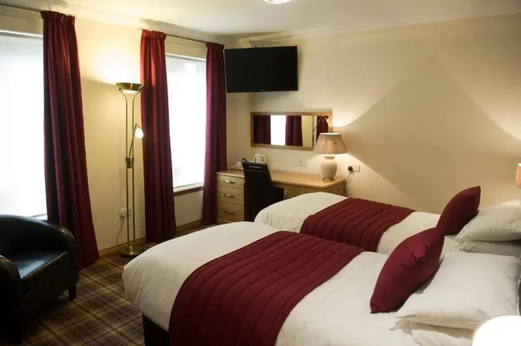 Standard Double Basement room