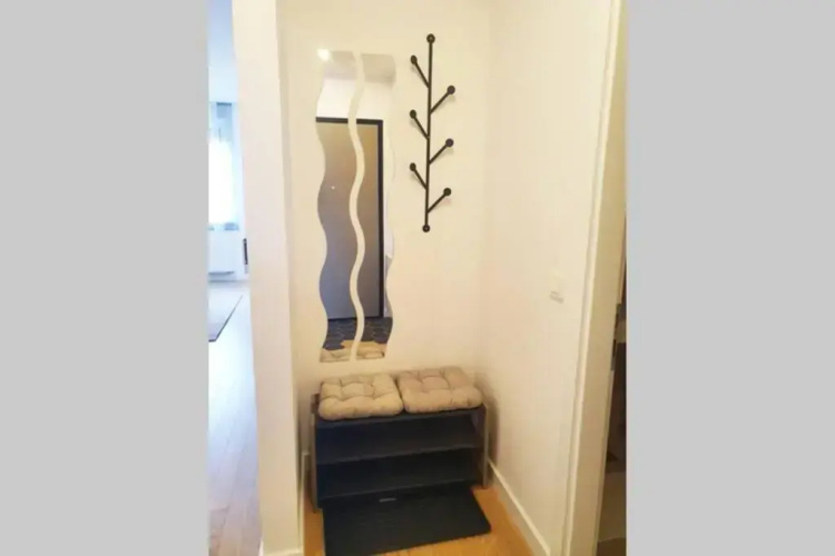 No.5 Apartment
