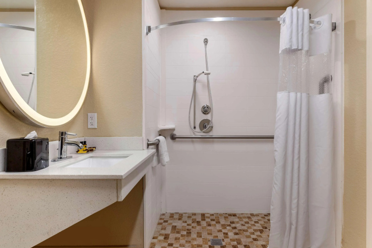 Best Western Plus Galveston Suites photo 9