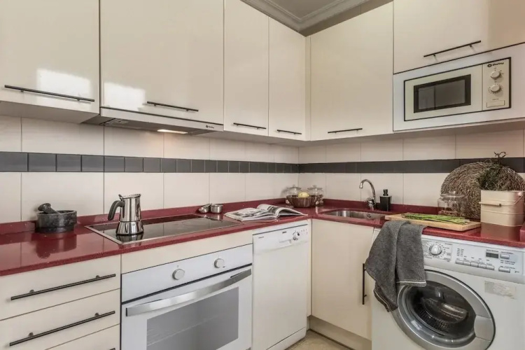 Pepe - 2 Bedrooms in Trafalgar