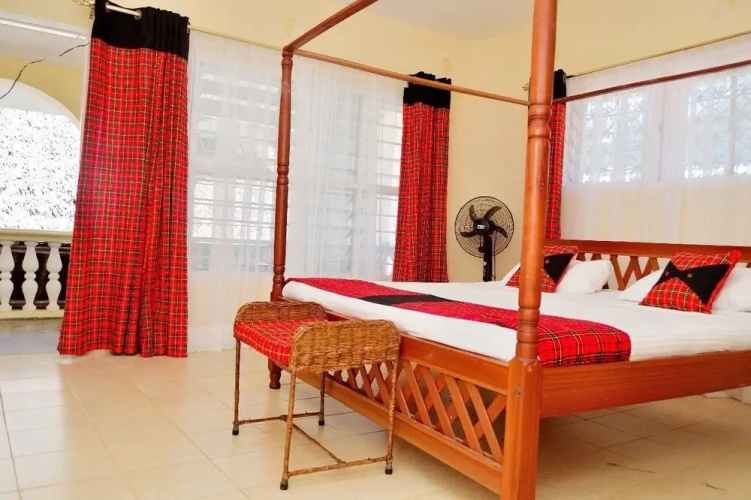 Maasai Restaurant Resort