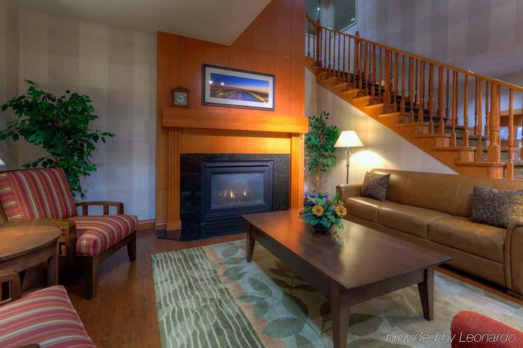 Country Inn & Suites By Radisson, Calgary-Northeast photo 12