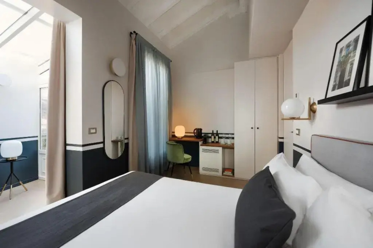 Velvet Grey Boutique Hotel