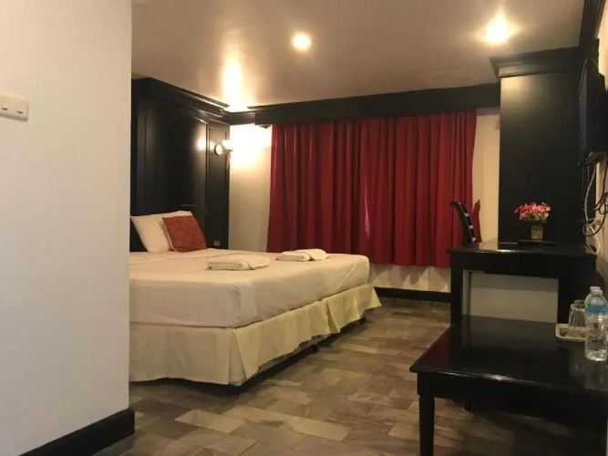 Maximum Boutique Hotel