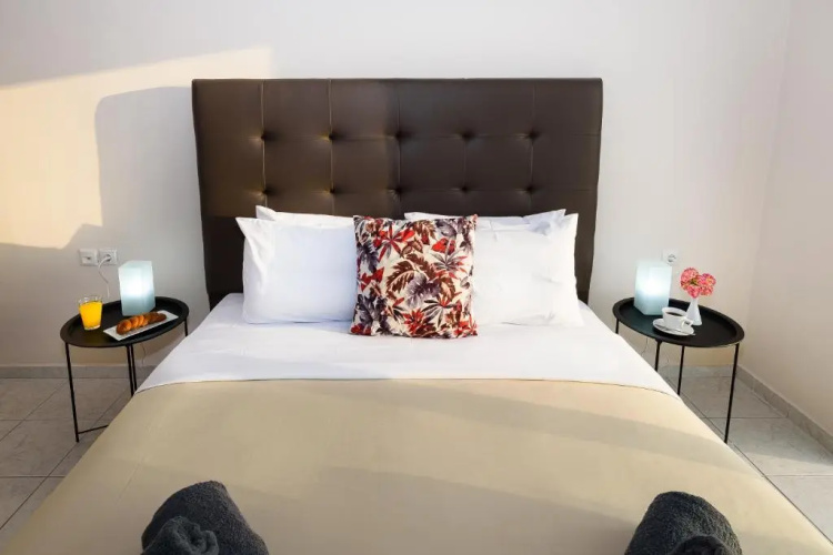 Room 25