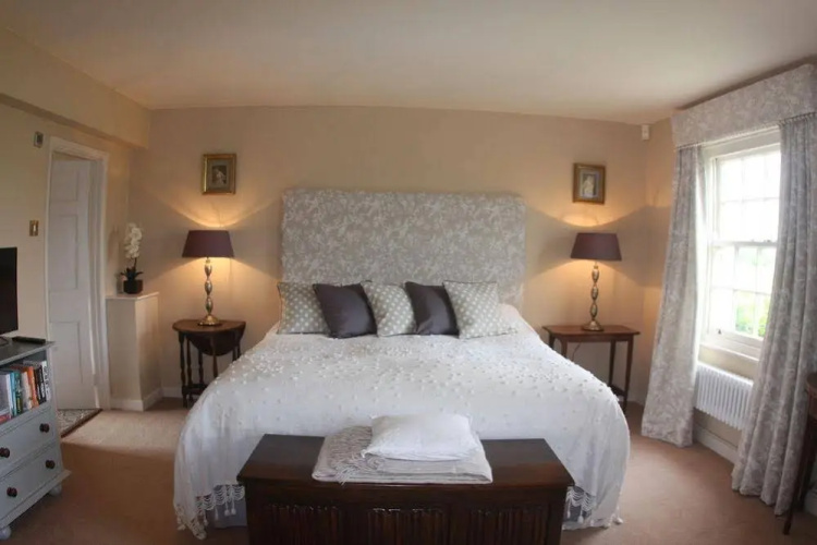 Brook Farm B&B