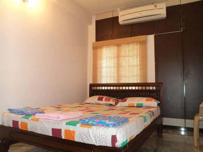 Shruthi Hospitality