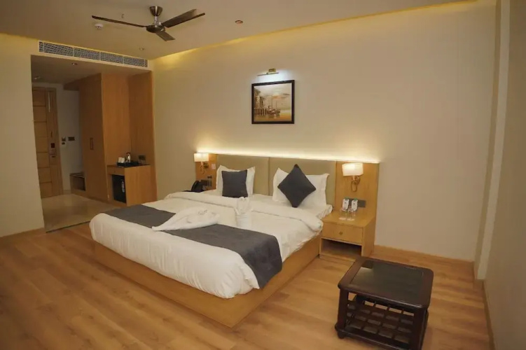 The Apline Hotel Aligarh