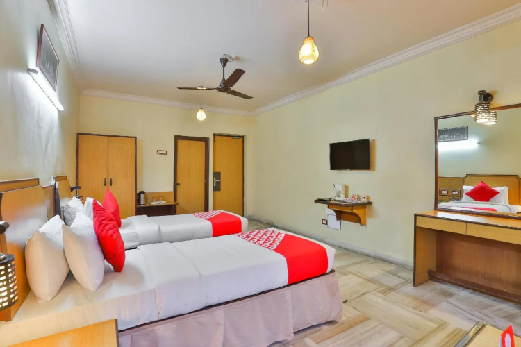 Hotel Woodlands