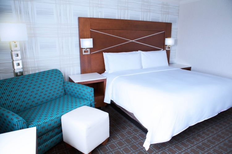 DoubleTree by Hilton Madison Downtown photo 11
