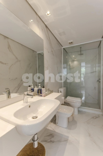Acogedor apartamento con balcón y parilla 1D002
