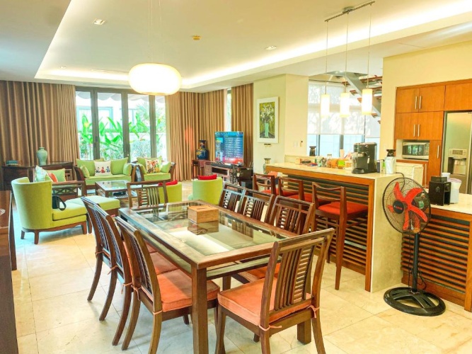 2 Bedrooms Villa