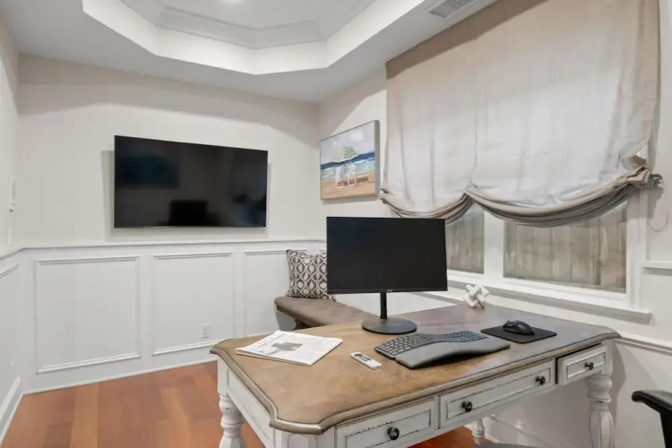 4br Beach House Steps From Sand - AC Parking BBQ