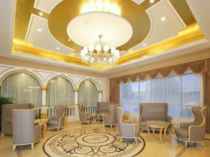 Vienna Hotel (Zhuji Xishi Hometown Wanda)
