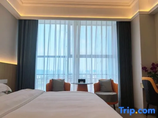 Standard Double room with view