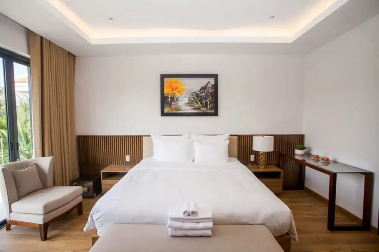 The Ocean Suites