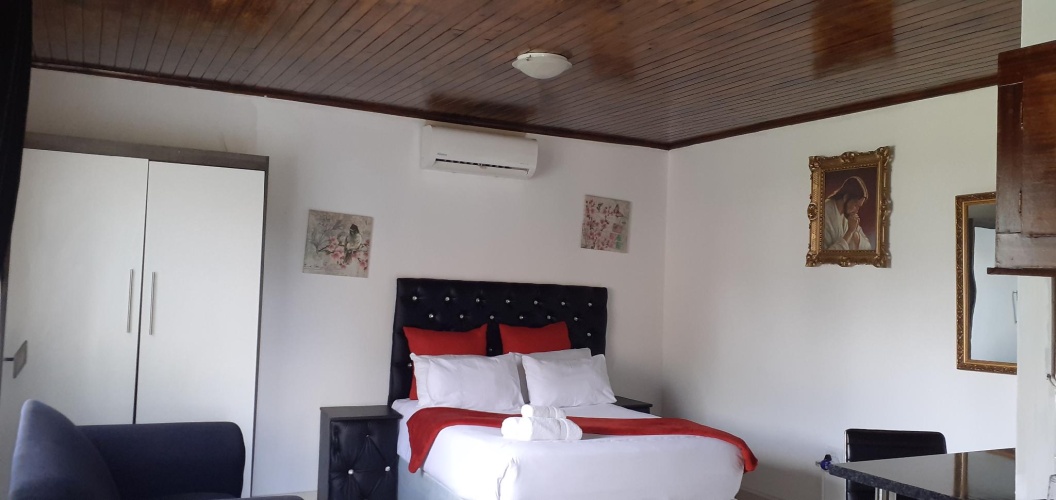 1 Bedroom Suite
