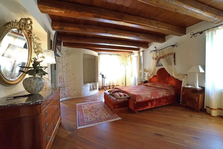 Villa Lupo