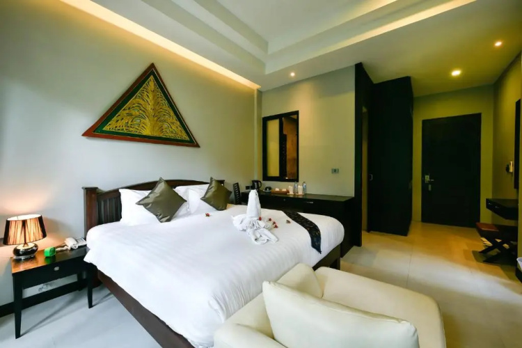 Coco Paradiso Phuket Hotel