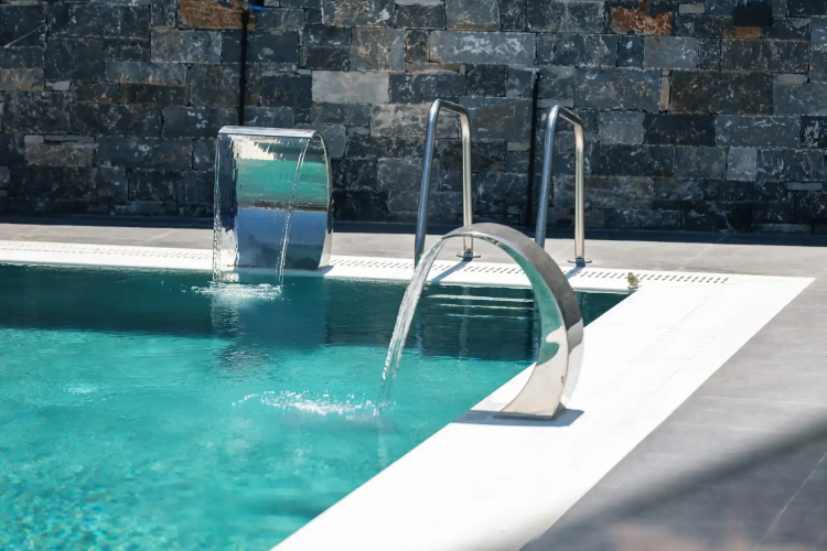 Isla Villas & Suites