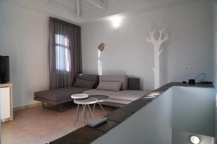 2 Bedrooms Junior Suite with pool view