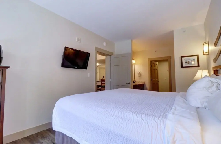 Pp212 Passage Point 2 Bedroom Condo