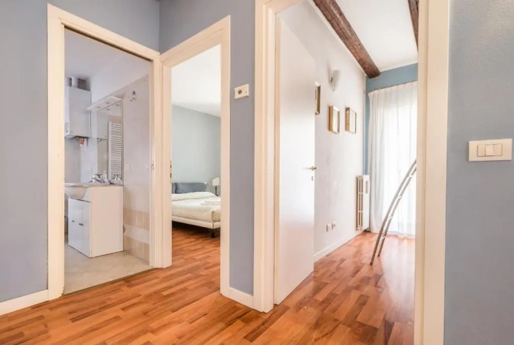 2 Bedrooms Apartment