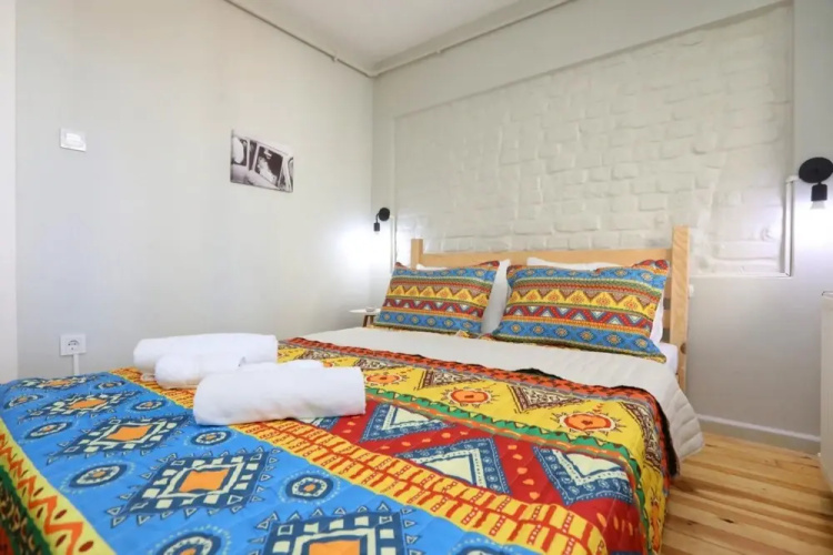 Flat With Balcony and Shared Terrace in Beyoglu