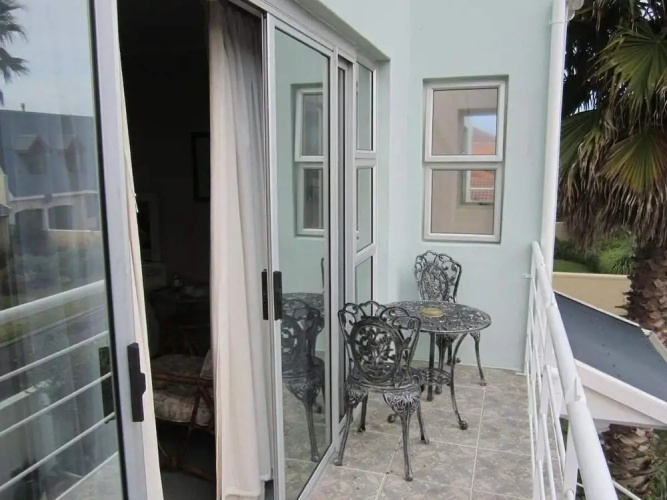 Two Owls Guest House