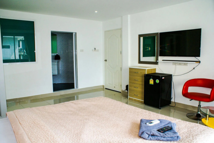 W-9 Hotel