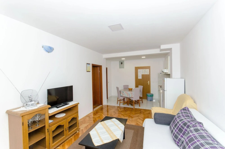 Apartments Marinko