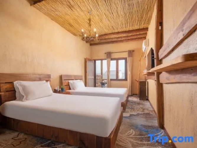 Standard Twin room with sunset view