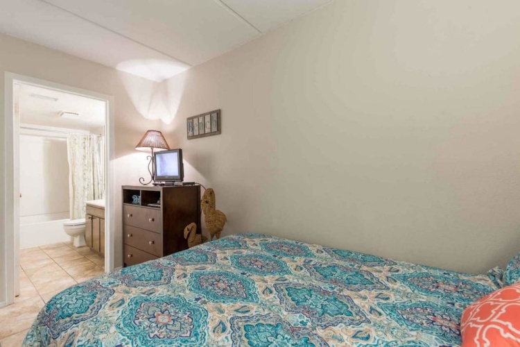 Suntide II Condominium 206
