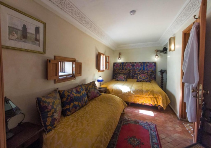 Standard Triple room