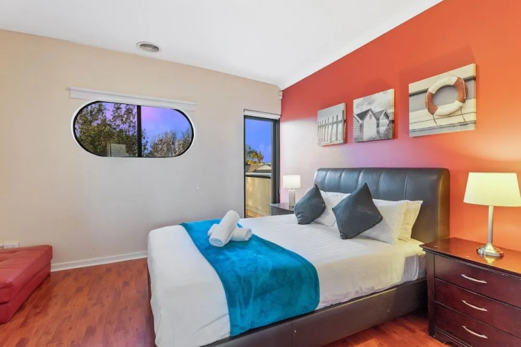 Villa De Marseilles - Melbourne