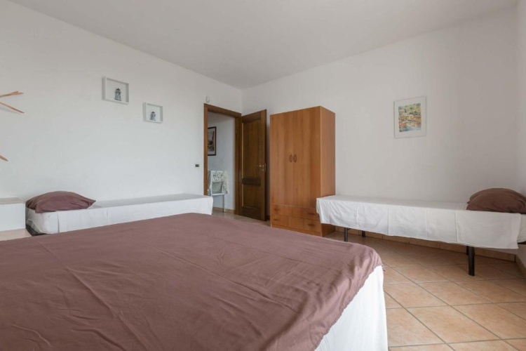 3 Bedrooms Cottage
