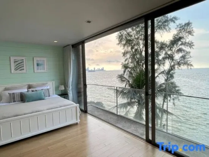 3 Bedrooms Villa
