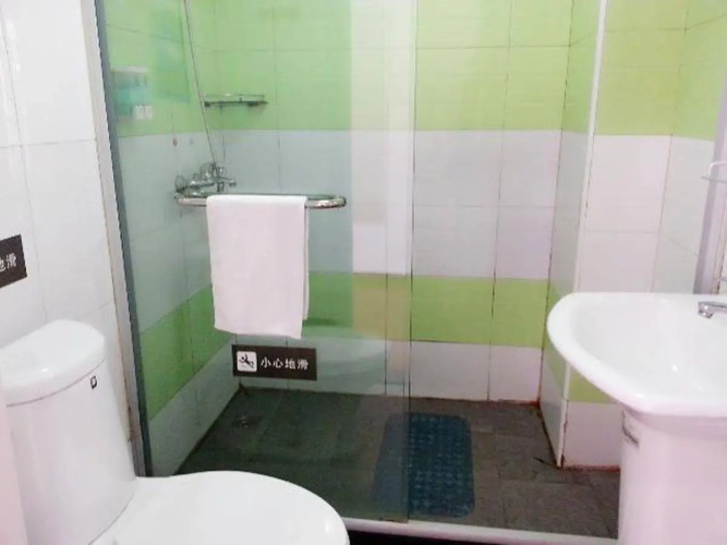 7 Days Inn Shanghai Zhangjiang Branch