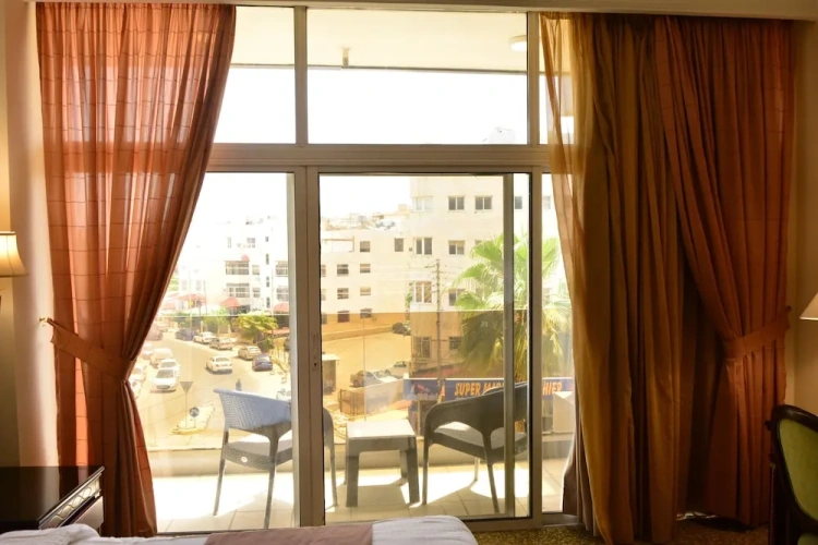 Deluxe Single room
