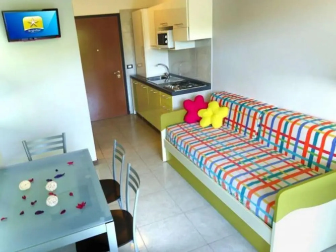 Welcoming Apartment With big Terrace-beahost
