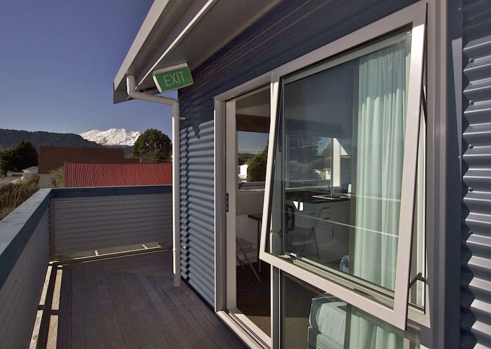 LKNZ Lodge & Cafe